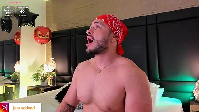 Snapshot of JossAckland chatting on October 2025 07:58:02 PM JossAckland online show from October 2025 07:58:02 PM