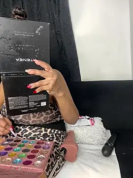 Snapshot of chiquimaturesexy chatting on February 2026 09:42:01 PM chiquimaturesexy online show from February 2026 09:42:01 PM