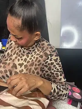 Snapshot of chiquimaturesexy chatting on February 2026 08:04:02 PM chiquimaturesexy online show from February 2026 08:04:02 PM