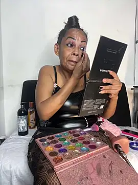 Snapshot of chiquimaturesexy chatting on February 2026 08:18:02 PM chiquimaturesexy online show from February 2026 08:18:02 PM