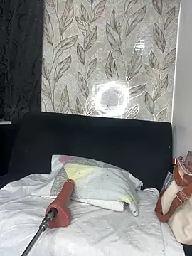 chiquimaturesexy online show from April 2026 05:32:02 PM