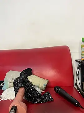 chiquimaturesexy online show from July 2026 09:12:01 PM