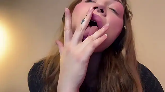 PaulaPratt online show from January 2025 04:25:02 AM