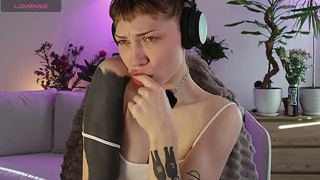 PaulaPratt online show from March 2026 05:25:01 AM