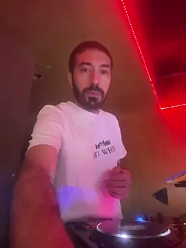 Snapshot of djtimka chatting on April 2026 07:51:02 PM djtimka online show from April 2026 07:51:02 PM