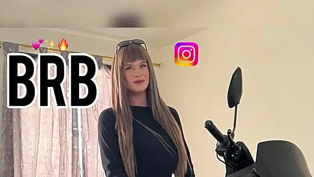 Snapshot of sabrina_clementss chatting on March 2025 09:32:02 PM sabrina clementss online show from March 2025 09:32:02 PM