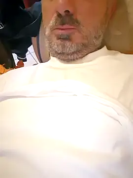 1talianBeutifulCock online show from November 2025 01:44:01 PM