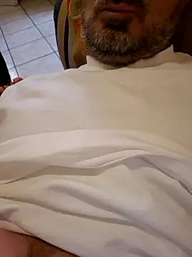 Snapshot of 1talianBeutifulCock chatting on March 2026 01:06:01 PM 1talianBeutifulCock online show from March 2026 01:06:01 PM