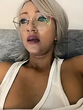 Amaliu  online show from January 2025 11:13:01 PM