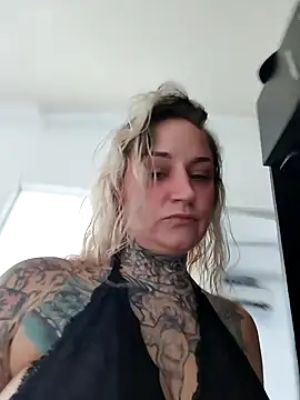 Snapshot of Lisacasandra chatting on February 2025 09:45:02 PM Lisacasandra online show from February 2025 09:45:02 PM