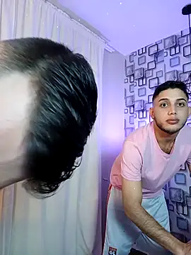 Snapshot of TommyandBillie chatting on October 2025 11:22:02 PM TommyandBillie online show from October 2025 11:22:02 PM