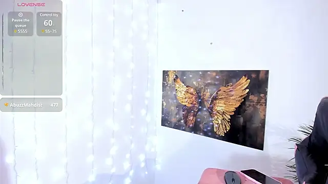 Snapshot of vioolettss chatting on January 2025 04:06:01 AM vioolettss online show from January 2025 04:06:01 AM