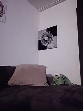 mikaaaaase online show from February 2026 10:17:01 PM