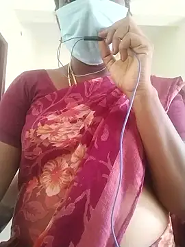 Snapshot of Preethytamilsexy chatting on May 2026 04:17:01 AM Preethytamilsexy online show from May 2026 04:17:01 AM