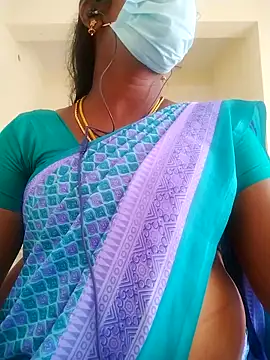 Snapshot of Preethytamilsexy chatting on June 2026 04:45:01 AM Preethytamilsexy online show from June 2026 04:45:01 AM