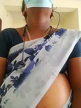 Snapshot of Preethytamilsexy chatting on July 2026 06:33:02 AM Preethytamilsexy online show from July 2026 06:33:02 AM