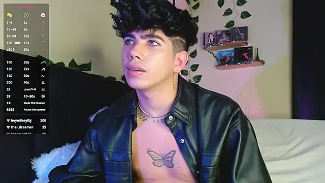 LyleBennett  online show from March 2025 01:52:02 PM