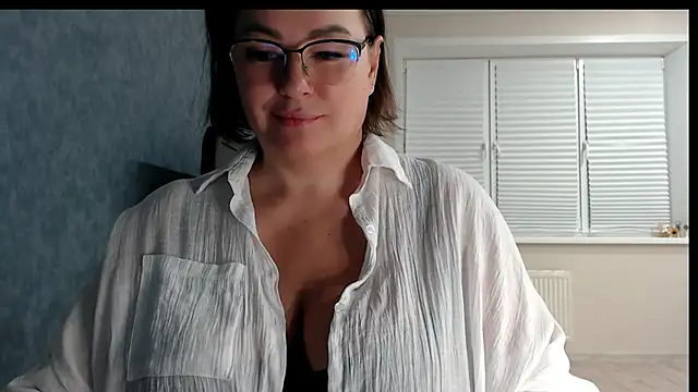 Nora Star online show from March 2026 05:12:02 PM