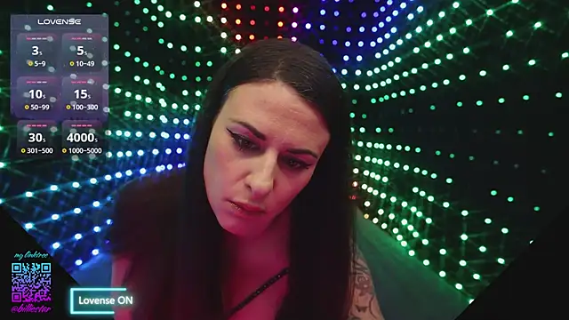 Snapshot of BillieStarOfficial chatting on December 2024 07:43:02 PM BillieStarOfficial online show from December 2024 07:43:02 PM