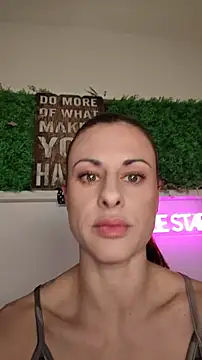 Snapshot of BillieStarOfficial chatting on May 2026 06:58:01 PM BillieStarOfficial online show from May 2026 06:58:01 PM