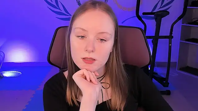 VivienLeeigh online show from December 2024 01:05:02 PM