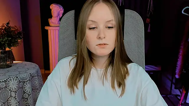 VivienLeeigh online show from January 2025 04:20:01 PM