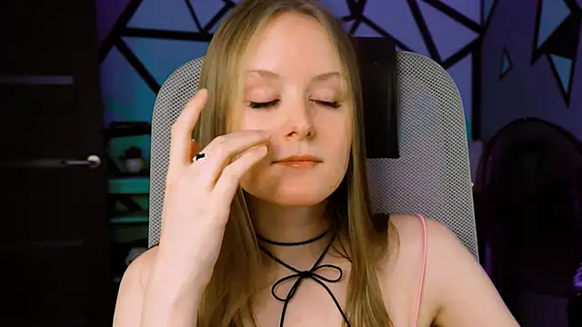 VivienLeeigh online show from January 2025 03:21:01 PM