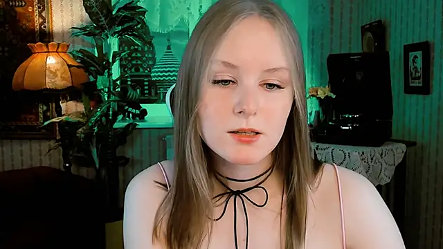 VivienLeeigh online show from January 2025 09:08:01 AM