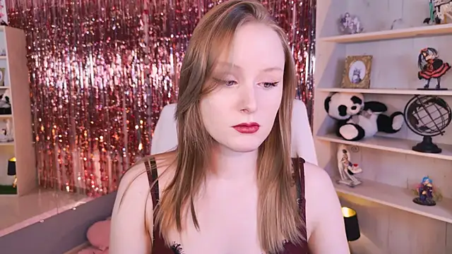 VivienLeeigh online show from March 2026 05:56:02 AM