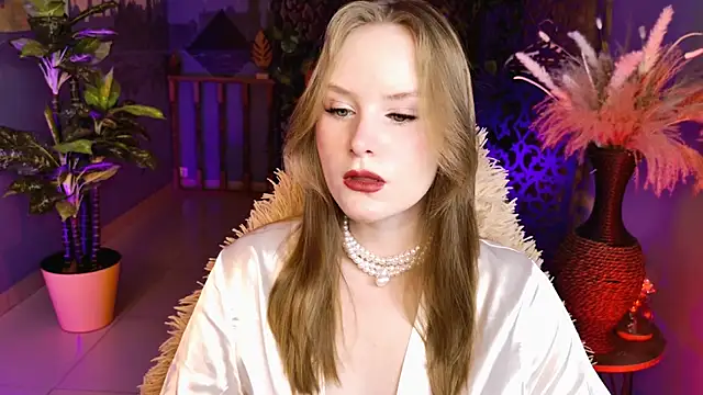 Snapshot of VivienLeeigh chatting on May 2026 05:26:02 AM VivienLeeigh online show from May 2026 05:26:02 AM