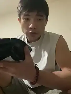 Snapshot of TaiwanSlutBitch chatting on December 2024 04:17:01 PM TaiwanSlutBitch online show from December 2024 04:17:01 PM