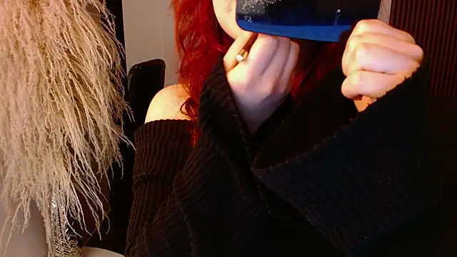 Snapshot of crimson_tati_ chatting on December 2024 05:31:02 AM crimson tati online show from December 2024 05:31:02 AM