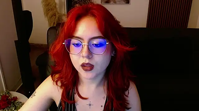 Snapshot of crimson_tati_ chatting on March 2025 10:39:02 AM crimson tati online show from March 2025 10:39:02 AM