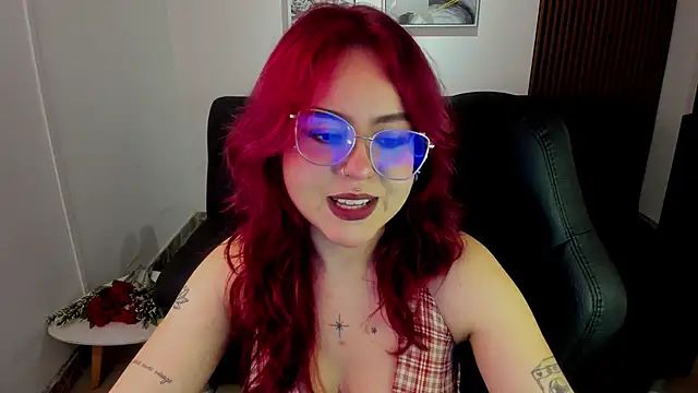 Snapshot of crimson_tati_ chatting on September 2025 04:56:02 AM crimson tati online show from September 2025 04:56:02 AM