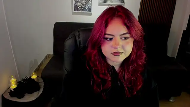 Snapshot of crimson_tati_ chatting on September 2025 05:44:01 AM crimson tati online show from September 2025 05:44:01 AM