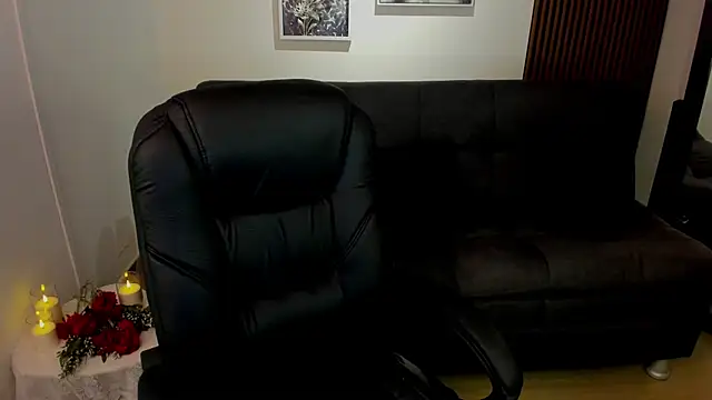 Snapshot of crimson_tati_ chatting on September 2025 03:55:02 AM crimson tati online show from September 2025 03:55:02 AM