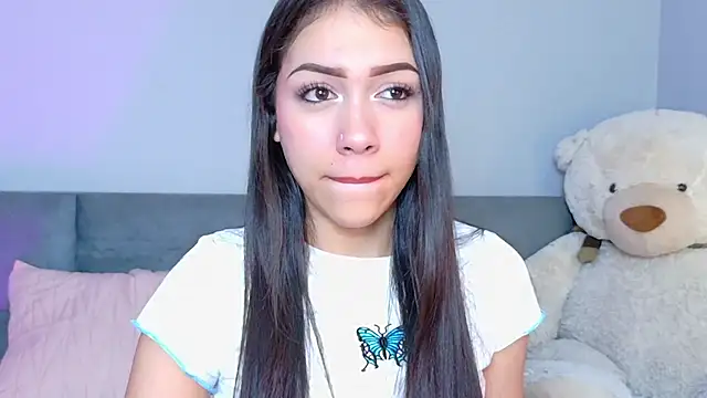 Snapshot of MiaOconner chatting on October 2025 08:27:02 PM MiaOconner online show from October 2025 08:27:02 PM