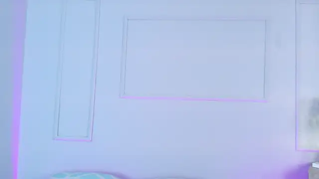 Snapshot of MiaOconner chatting on October 2025 07:33:01 PM MiaOconner online show from October 2025 07:33:01 PM