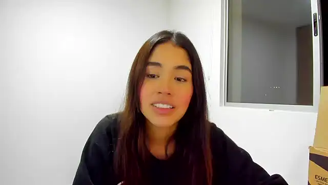 Snapshot of AriaMontgomery chatting on March 2025 02:37:02 AM AriaMontgomery online show from March 2025 02:37:02 AM