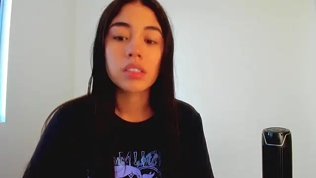 AriaMontgomery online show from July 2026 11:00:02 PM