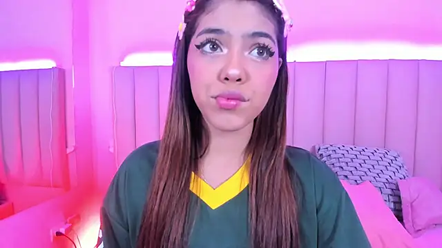 KellyOlsenbe online show from January 2025 07:58:02 PM