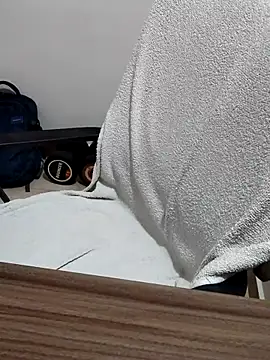 knighttriderr online show from January 2025 06:07:01 PM