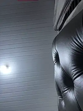 luara1988 online show from December 2025 09:15:01 AM