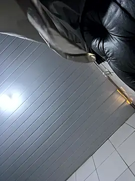 luara1988 online show from January 2026 04:12:01 PM