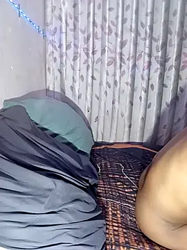 Snapshot of TastyAfrica chatting on April 2026 09:34:03 PM TastyAfrica online show from April 2026 09:34:03 PM