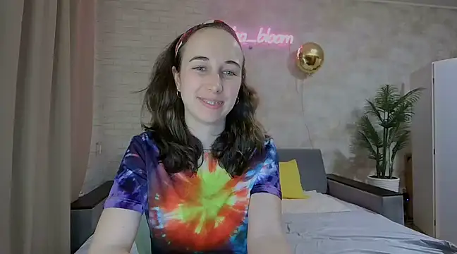 Anika bloom online show from February 2025 11:59:02 PM