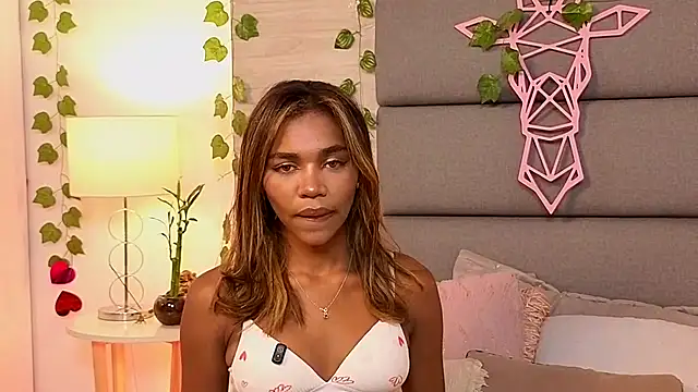 Snapshot of Lily_Miiller chatting on October 2025 07:45:02 PM Lily Miiller online show from October 2025 07:45:02 PM