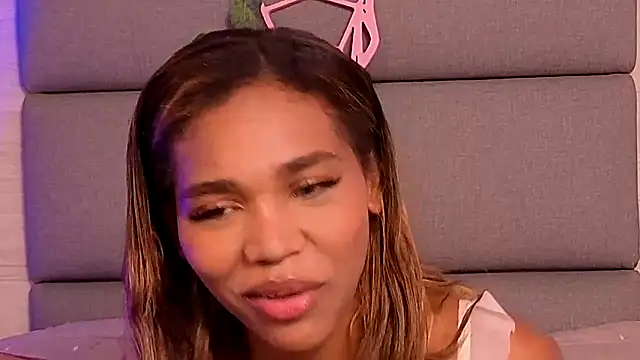 Snapshot of Lily_Miiller chatting on November 2025 07:47:01 PM Lily Miiller online show from November 2025 07:47:01 PM