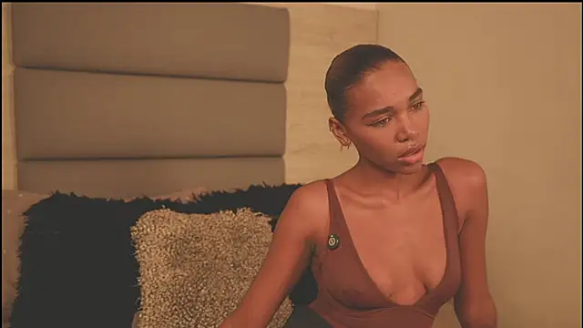 Snapshot of Lily_Miiller chatting on February 2026 10:06:02 PM Lily Miiller online show from February 2026 10:06:02 PM