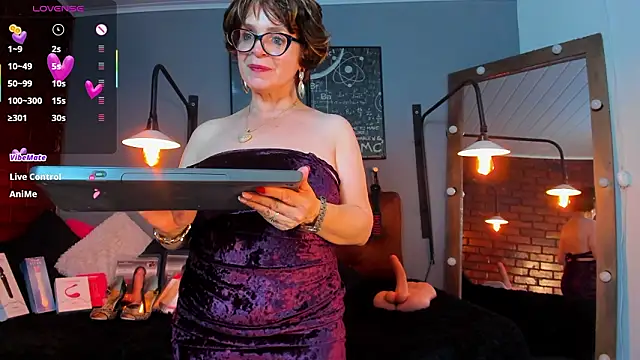 Samantha mature56 online show from March 2026 08:26:33 AM